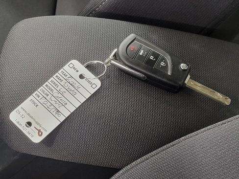 Used 2024 Toyota Corolla LE image 26