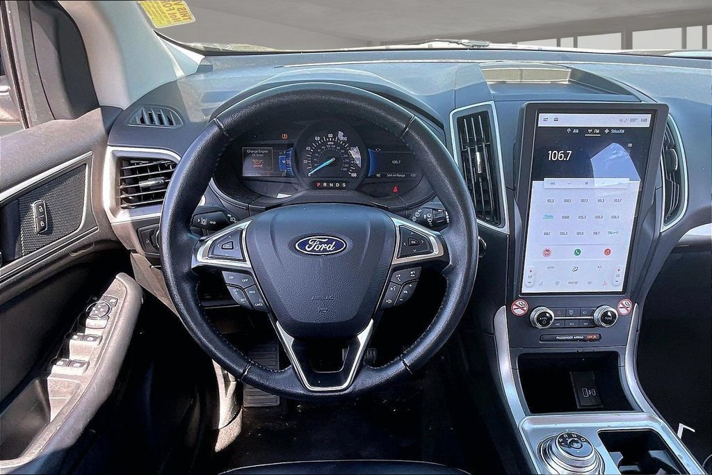 Used 2024 Ford Edge SEL AWD/4WD image 8