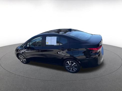 Used 2025 Nissan Versa SV FWD image 10