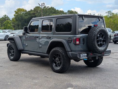 Used 2024 Jeep Wrangler Unlimited AWD/4WD image 7