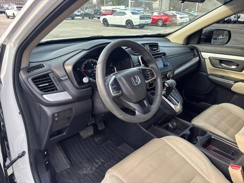 Used 2017 Honda CR-V LX image 12