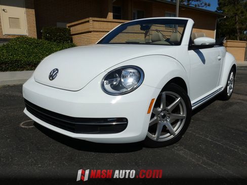 Used 2014 Volkswagen Beetle TDI FWD image 16
