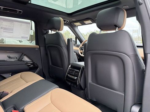 New 2026 Land Rover Range Rover Sport Dynamic SE image 15