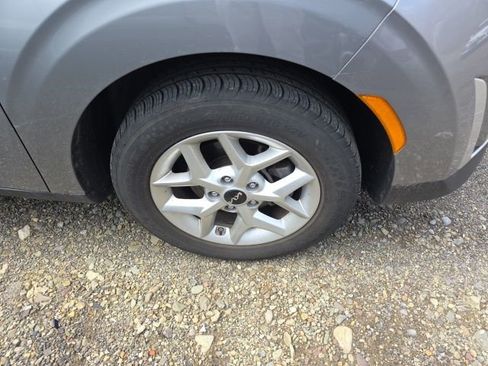 Used 2024 Kia Soul LX w/ Option Group 015 image 2