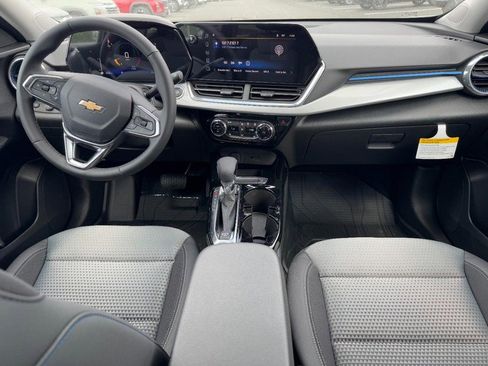 New 2026 Chevrolet Trax LT w/ Driver Confidence Package FWD image 24