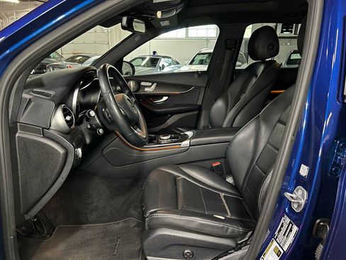 Certified 2018 Mercedes-Benz GLC 300 4MATIC image 22