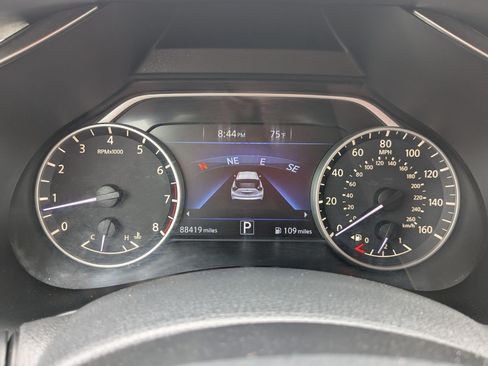 Used 2017 Nissan Murano SV AWD/4WD image 16