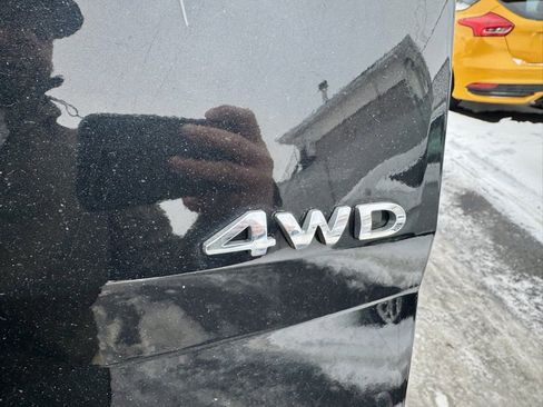 Used 2015 Ford Explorer Limited image 8