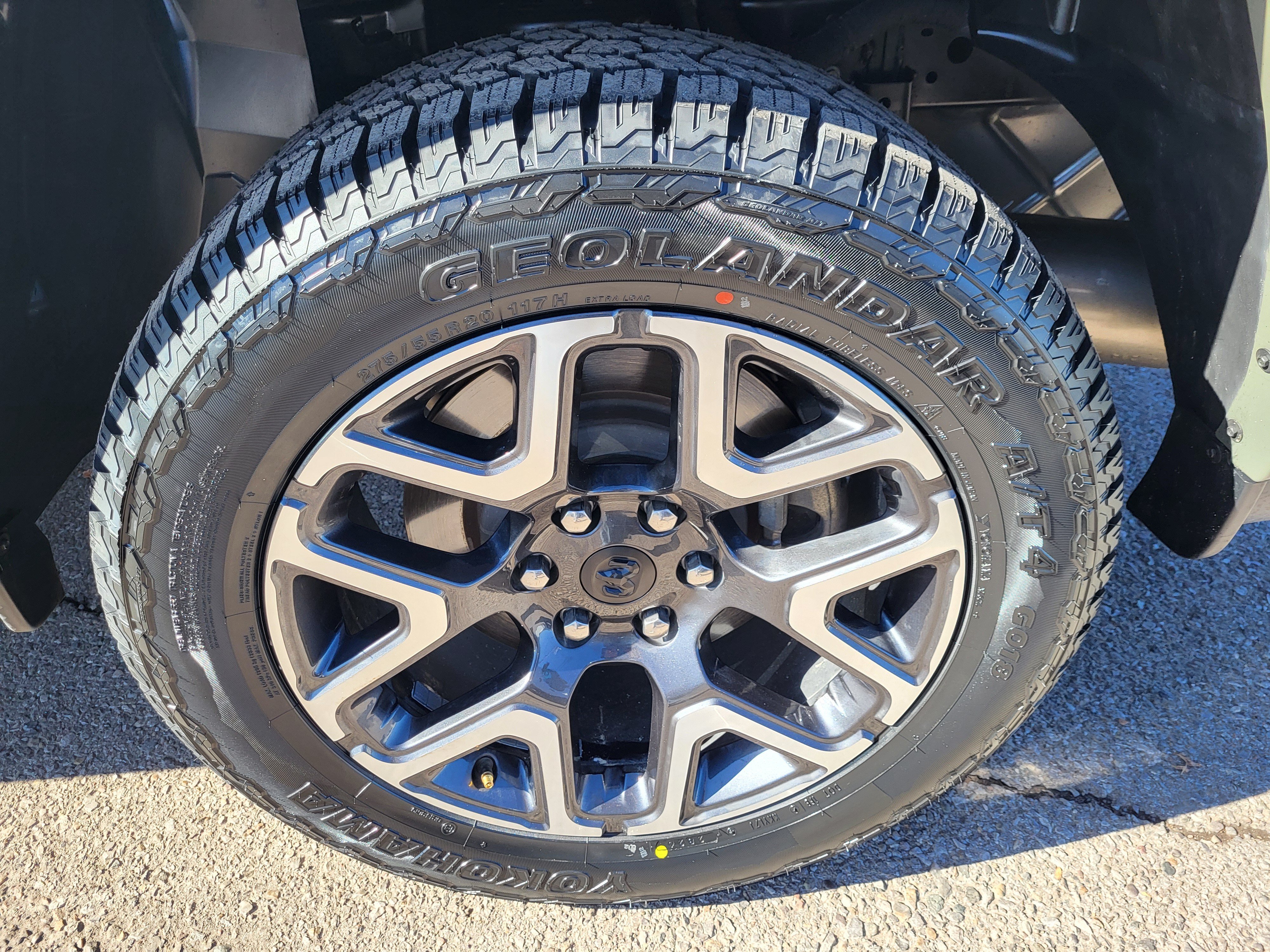 Used 2026 RAM 1500 Laramie AWD/4WD image 10