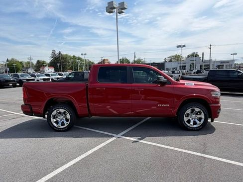 New 2026 RAM 1500 4x4 Crew Cab image 9