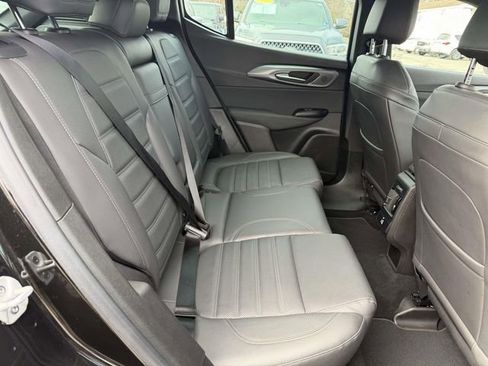 Used 2024 Alfa Romeo Tonale Ti image 9