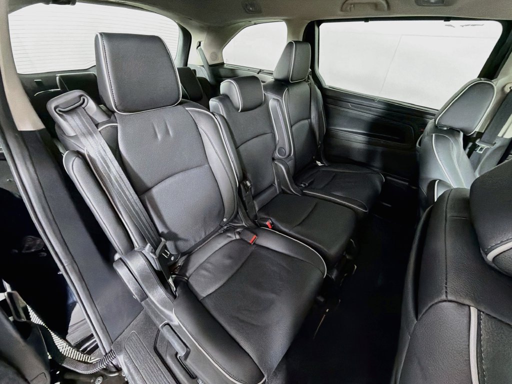Used 2026 Honda Odyssey Elite image 30
