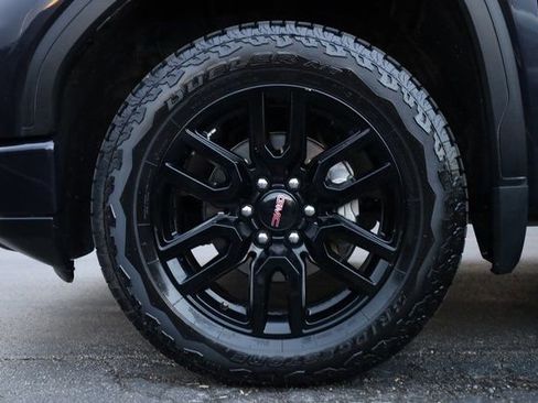 Used 2023 GMC Sierra 1500 Elevation image 8