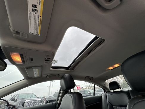 Certified 2013 Buick Regal Premium image 18