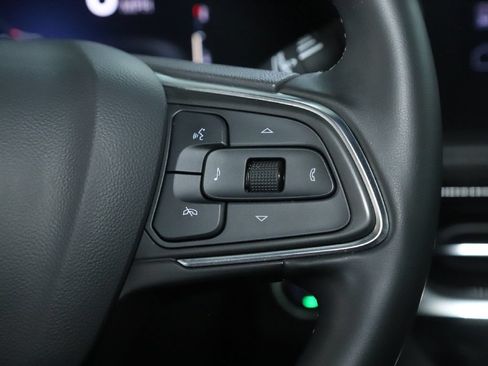 Used 2024 Buick Envista Sport Touring FWD image 23