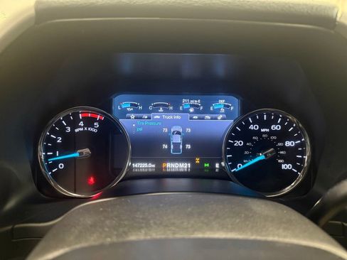 Used 2019 Ford F250 Lariat w/ Lariat Value Package AWD/4WD image 10