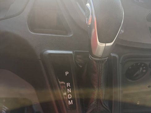 Used 2017 Ford Transit 250 148 Medium Roof RWD image 7