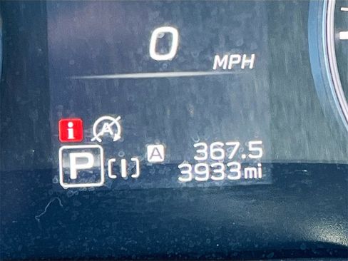 Used 2024 Subaru Impreza 2.0i Sport image 12