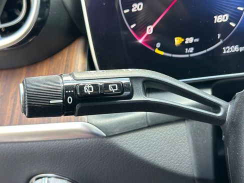 Used 2023 Mercedes-Benz GLC 300 4MATIC w/ Exclusive Trim Package image 44