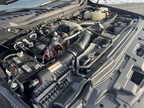Used 2021 Ford F550 4x4 Regular Cab Super Duty image 12