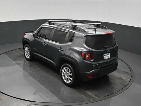 Used 2022 Jeep Renegade Latitude image 28