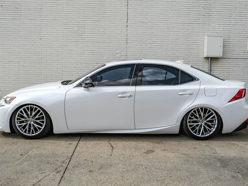 Used 2015 Lexus IS 250 w/ Navigation System Package RWD image 10