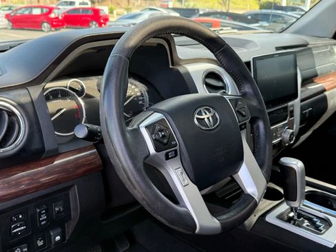 Used 2016 Toyota Tundra Limited image 15