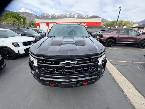 Used 2023 Chevrolet Silverado 1500 LT Trail Boss w/ Protection Package image 8