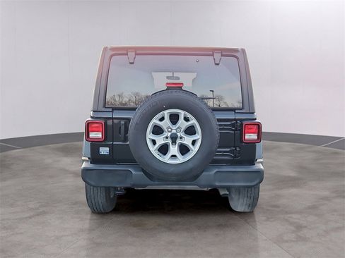 Used 2021 Jeep Wrangler Unlimited Sport image 5