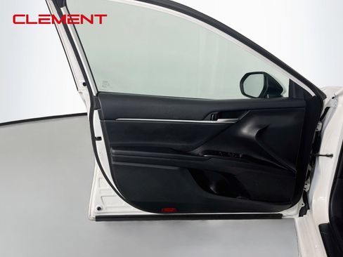Used 2023 Toyota Camry SE w/ Convenience Package FWD image 26