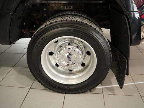 Used 2018 Ford F450 Lariat w/ Lariat Value Package image 9