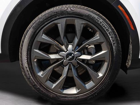 Certified 2023 Kia Sorento X-Line EX AWD/4WD image 19