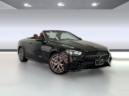 Used 2023 Mercedes-Benz E 450 4MATIC Cabriolet image 6