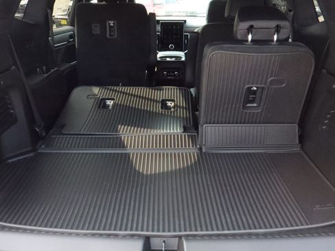 New 2026 GMC Acadia Denali w/ Super Cruise Package image 16