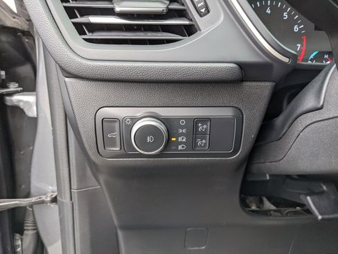 Certified 2022 Ford Escape SEL image 32