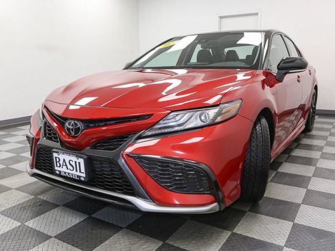 Used 2023 Toyota Camry XSE w/ Cold Weather Package FWD image 4