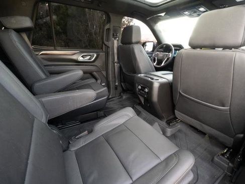 Used 2023 Chevrolet Tahoe Z71 w/ Luxury Package image 26