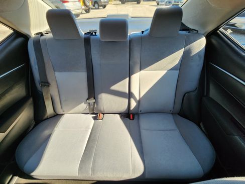 Used 2016 Toyota Corolla LE image 15