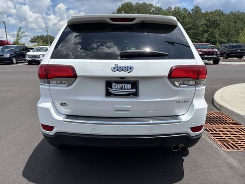 Used 2021 Jeep Grand Cherokee Limited RWD image 4