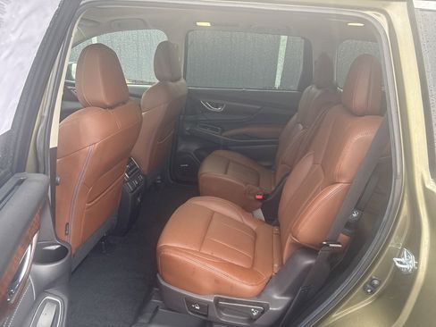 Certified 2025 Subaru Ascent Touring image 12
