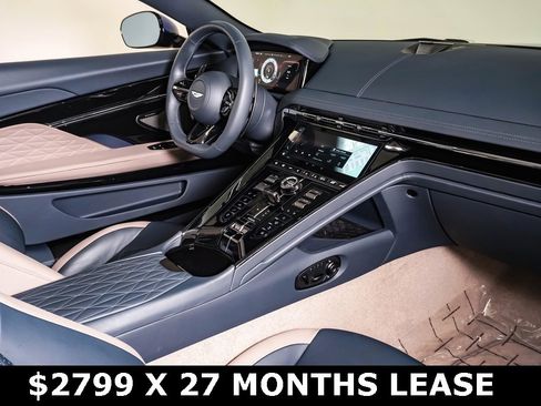 Used 2025 Aston Martin DB12 Volante image 18