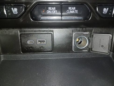 Used 2021 GMC Yukon SLT w/ Rear Media and Nav Package RWD image 34