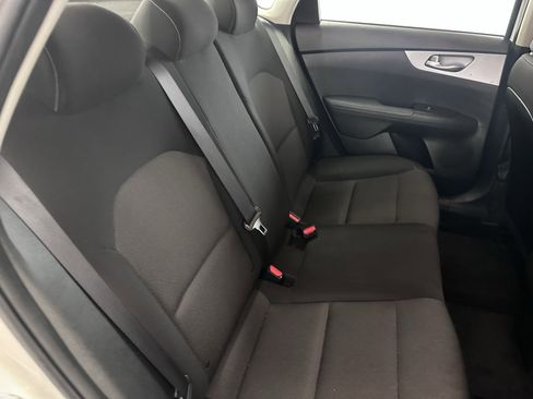 Used 2024 Kia Forte LXS FWD image 28