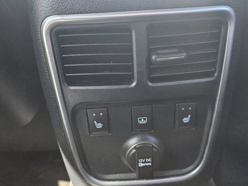 Used 2011 Chrysler 300 C w/ Sound Group RWD image 30
