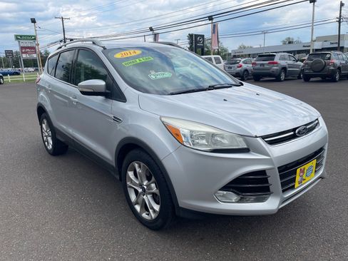 Used 2014 Ford Escape Titanium FWD image 4