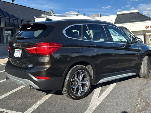 Used 2018 BMW X1 xDrive28i AWD/4WD image 3