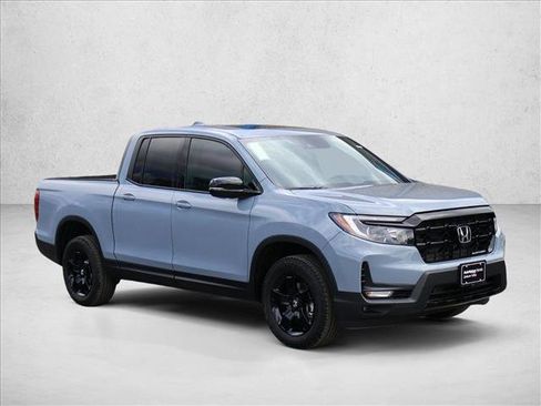 New 2026 Honda Ridgeline Black Edition image 3