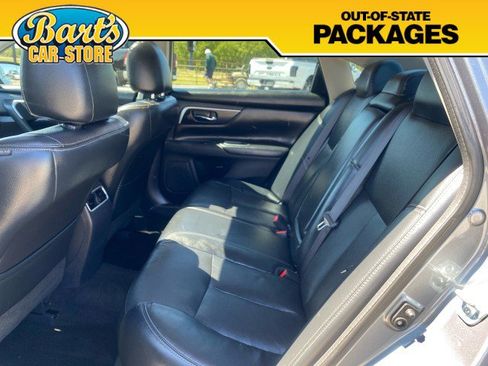 Used 2018 Nissan Altima 2.5 SL w/ 2.5 SL Technology Package FWD image 18