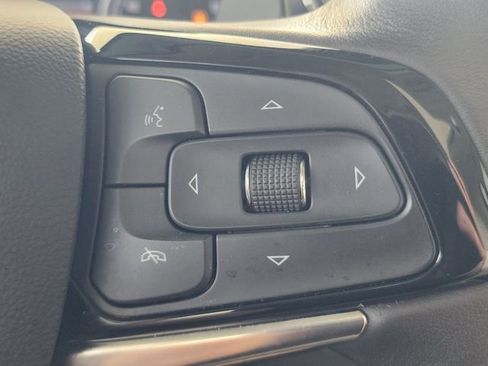 Used 2024 Buick Enclave Essence w/ Experience Buick Package FWD image 30