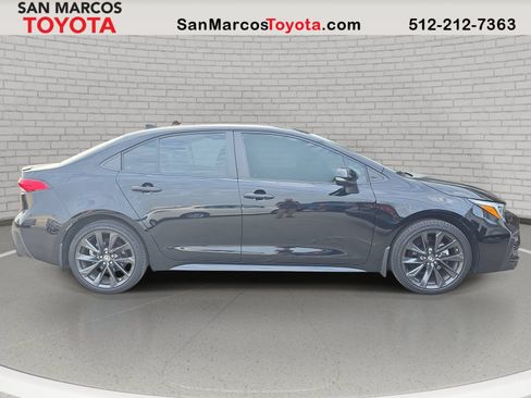 Used 2024 Toyota Corolla SE FWD image 5